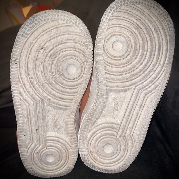 Nike Air Force 1 - Picture 4 of 4